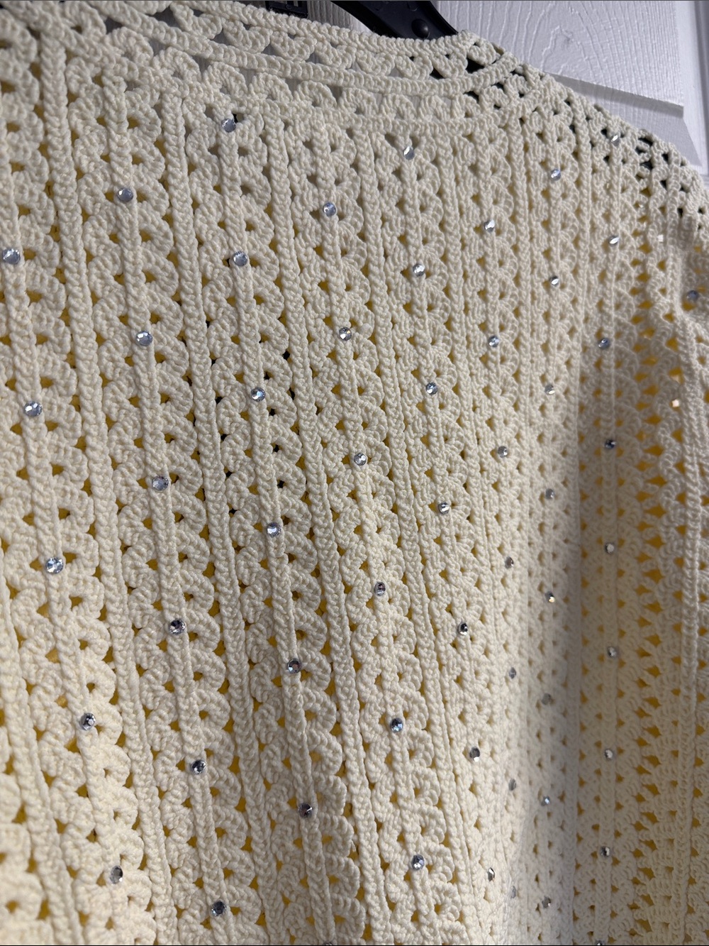 Making Cropped Rhinestone Crochet Cardigan - Picture 8 of 8